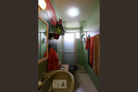 Banheiro de apartamento para alugar com 2 quartos, 55m² em Perdizes, São Paulo