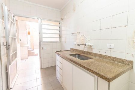 Cozinha de casa para alugar com 1 quarto, 90m² em Vila Santa Maria, São Paulo