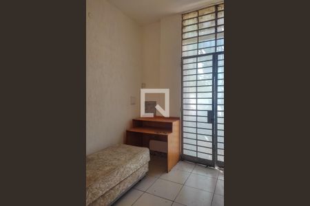 Quarto de casa para alugar com 1 quarto, 40m² em Ipiranga, Belo Horizonte